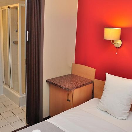 Afrit 28 Hotell Heusden-Zolder Rom bilde