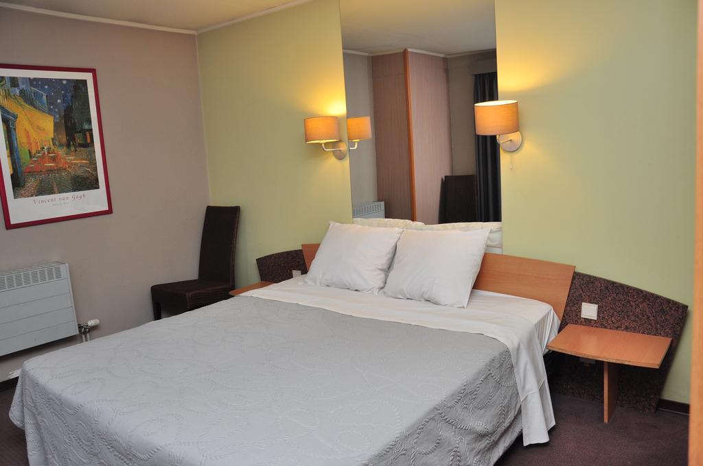 Afrit 28 Hotell Heusden-Zolder Rom bilde