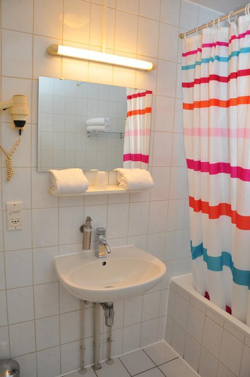 Afrit 28 Hotell Heusden-Zolder Rom bilde